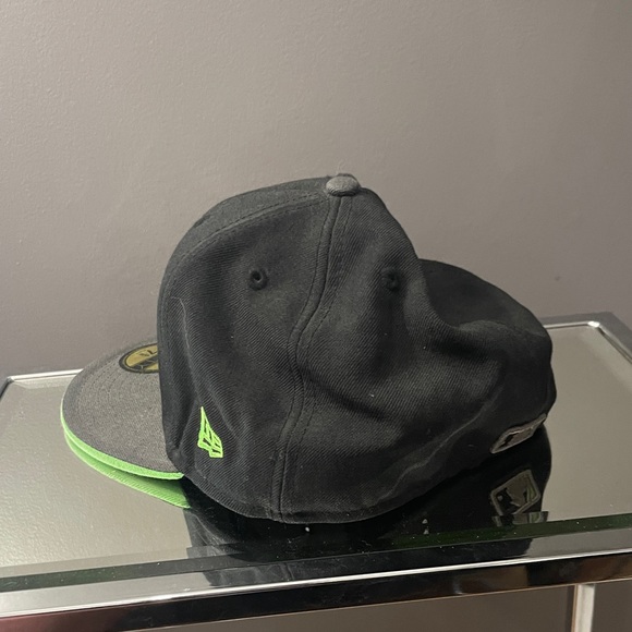 New Era 59Fifty Fitted New York Yankees Hat size 7 5/8 - Picture 3 of 3